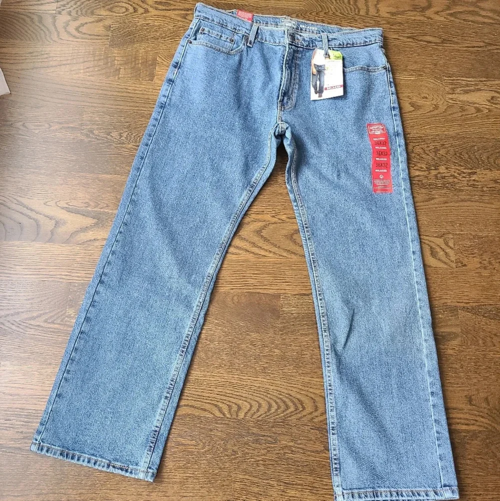 NWT Levi's Strauss Signature relaxed fit size 36×32